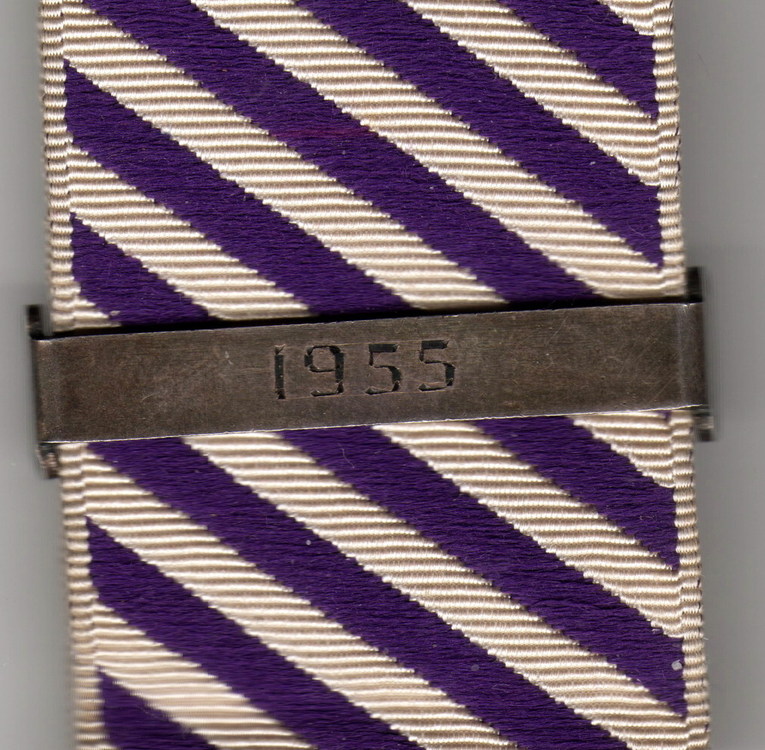 Distinguished Flying Cross - Bar - Reverse - Colonel Levi Richard Chase.jpg