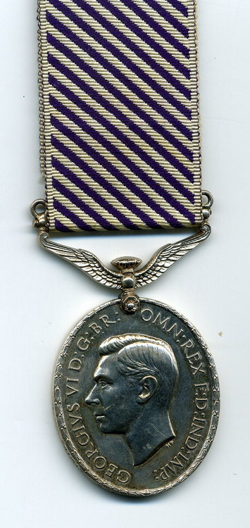 The D.F.M. - Distinguished Flying Medal - Obverse -Squadron Leader Sydney, Horace Fox.jpg