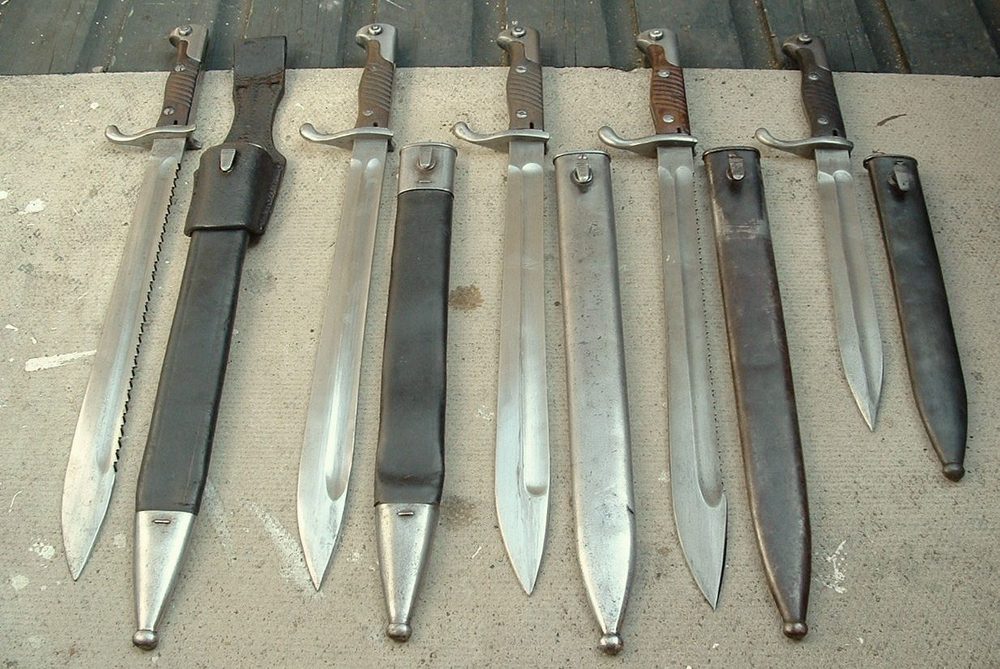 butcher bayonets 1.jpg
