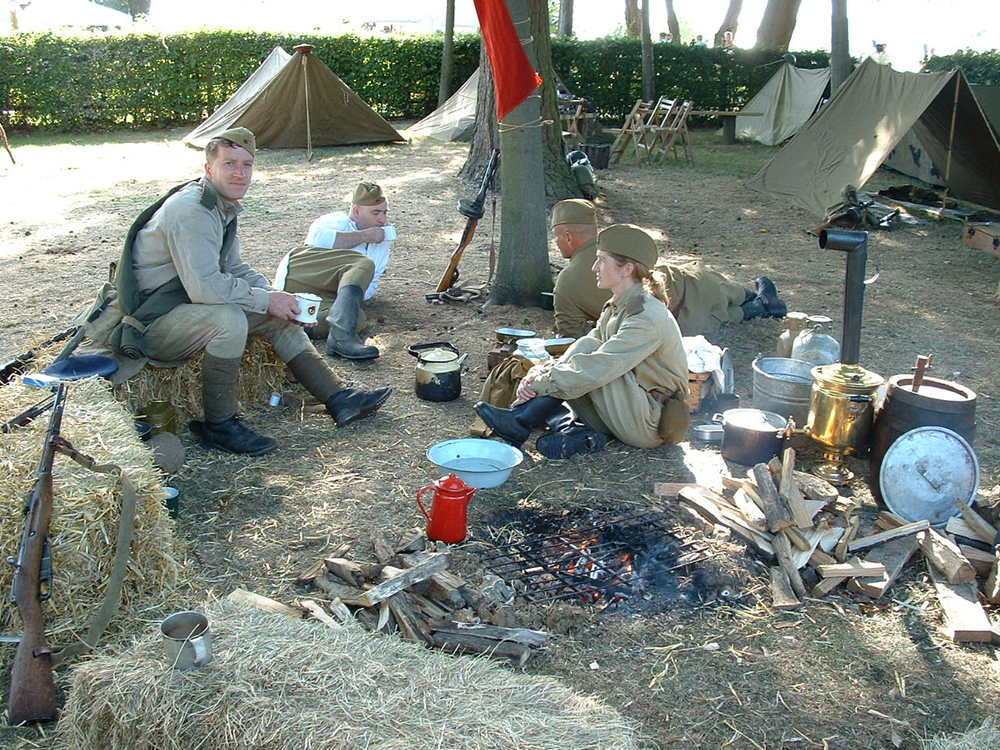 Detling Arms fair Essex 2003 (15).JPG
