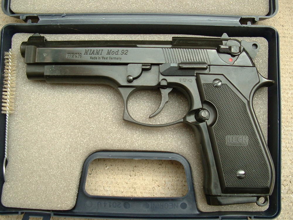 Beretta 92F 9mm PAK Reck (1).JPG