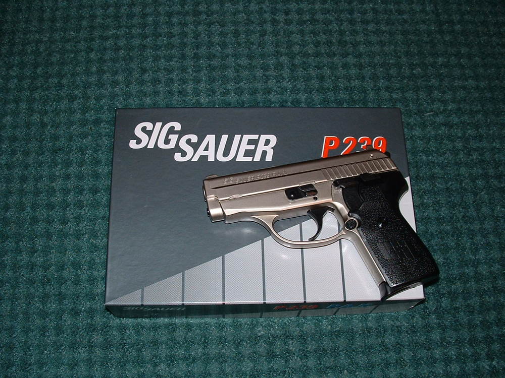 SIG SAUER P239 9mm PAK (2).JPG