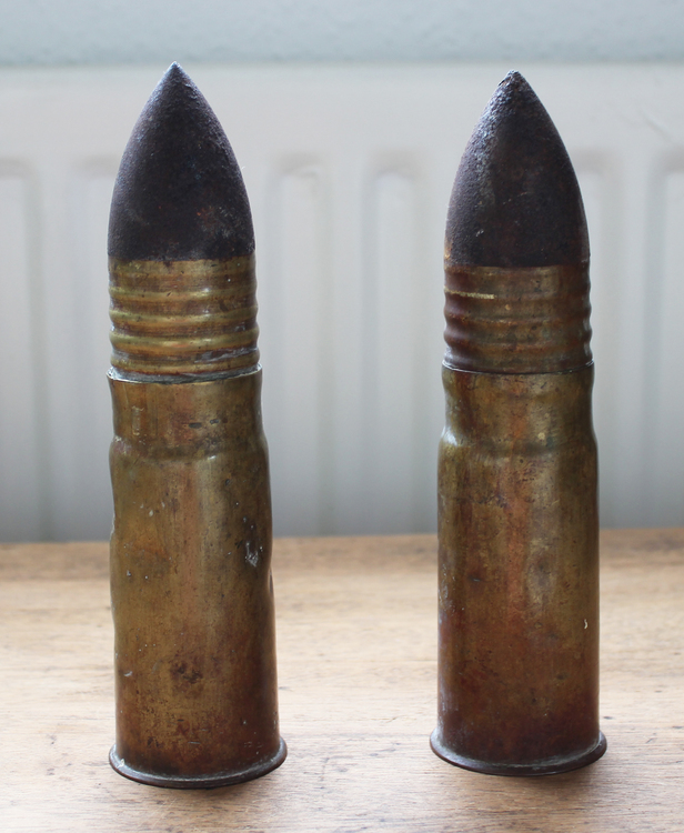 bullet2.jpg