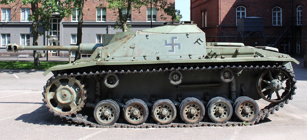 FIN H (4).JPG