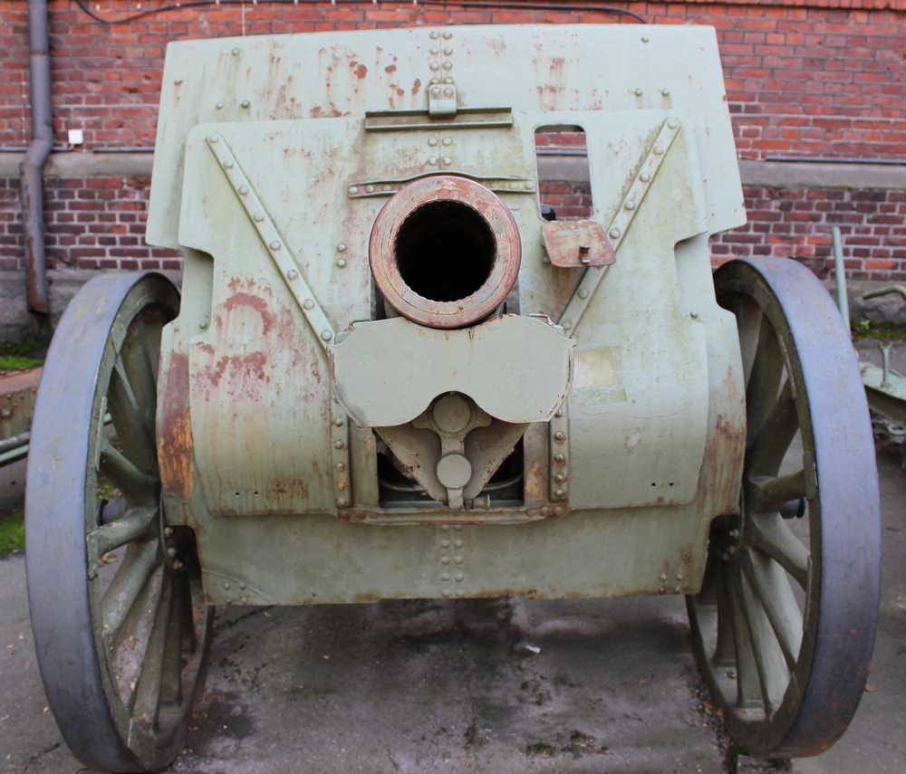 FIN H (12).JPG