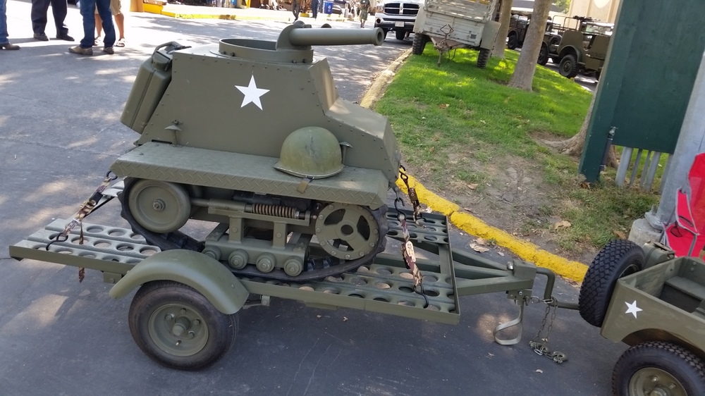 toy1.jpg