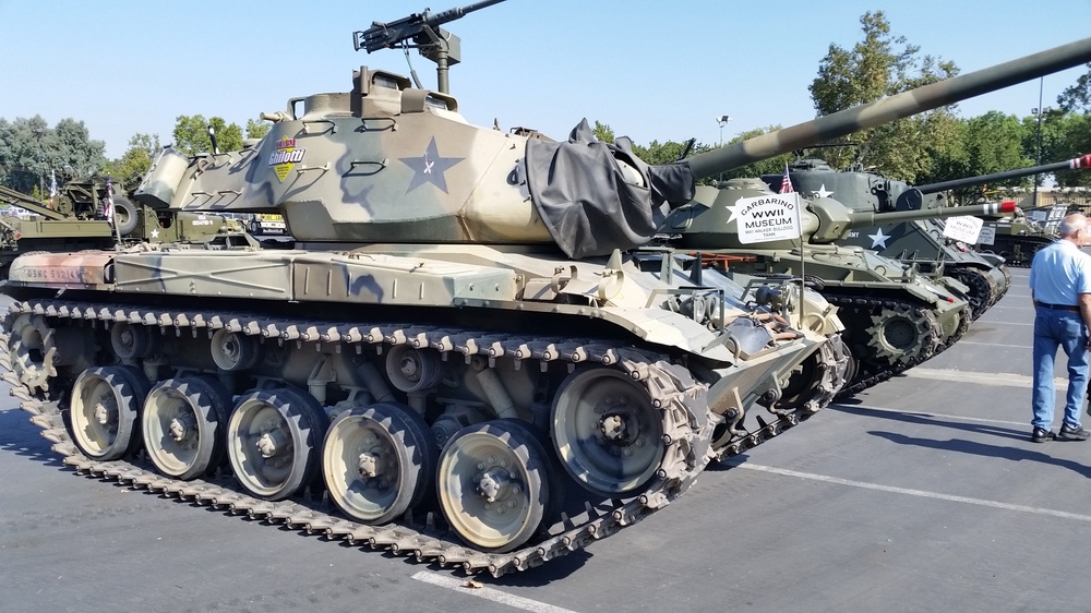 usmcarm1.jpg
