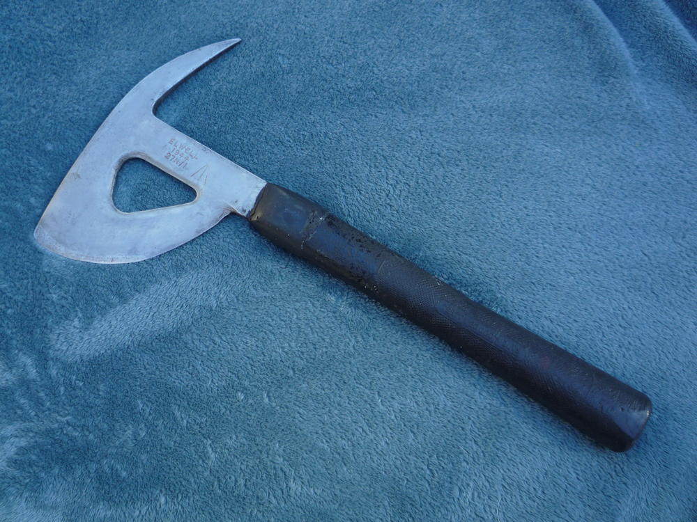 Crash axe 1.JPG