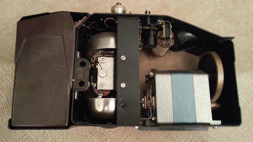 13_Inside.thumb.jpg.753e50f4ce6b7c801cab970624c7591b.jpg
