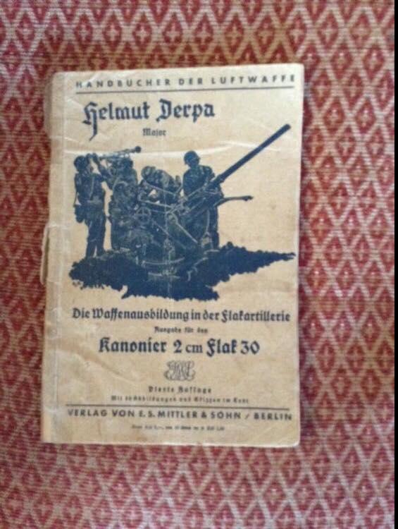 Set of WW2 German Tech manuals Help I.D an item? What's it worth? Militaria Collectors Network