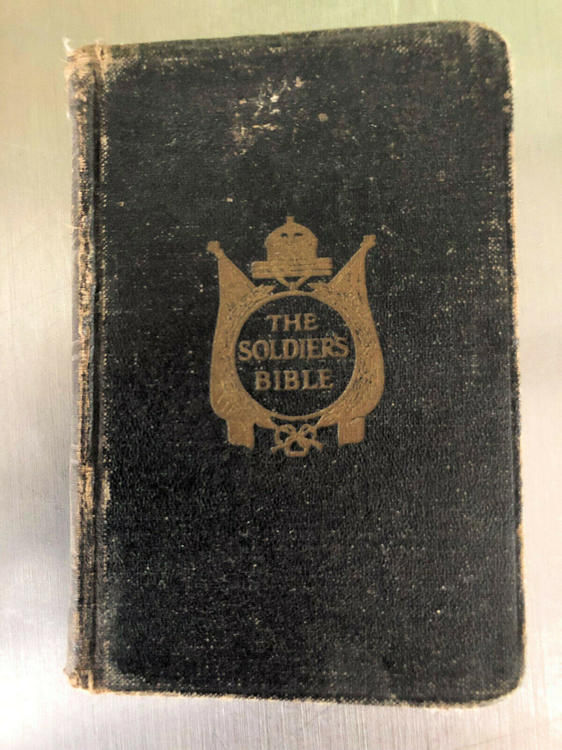 soldiers bible2.jpg