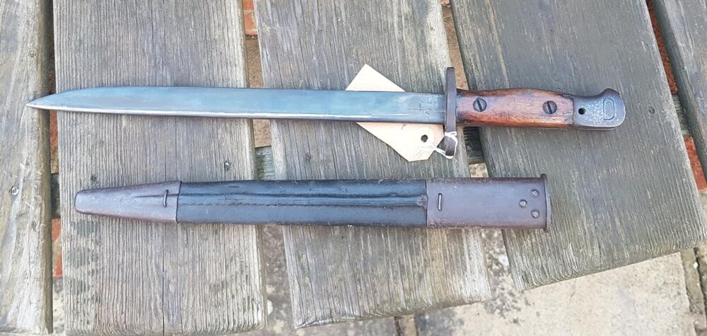 bayonet4.jpg