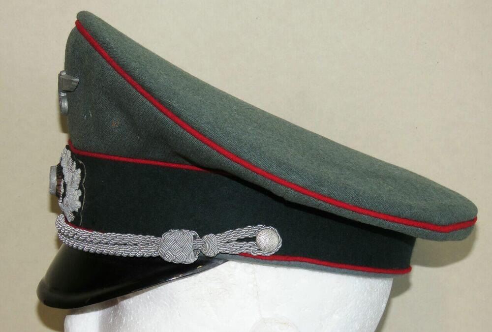 wehrmacht-officer-s-cap-artillery-pekuro-stirndruckfrei-12471-2.thumb.JPG.ff2d22c89deb8fc3e514cbe383d32f33.JPG