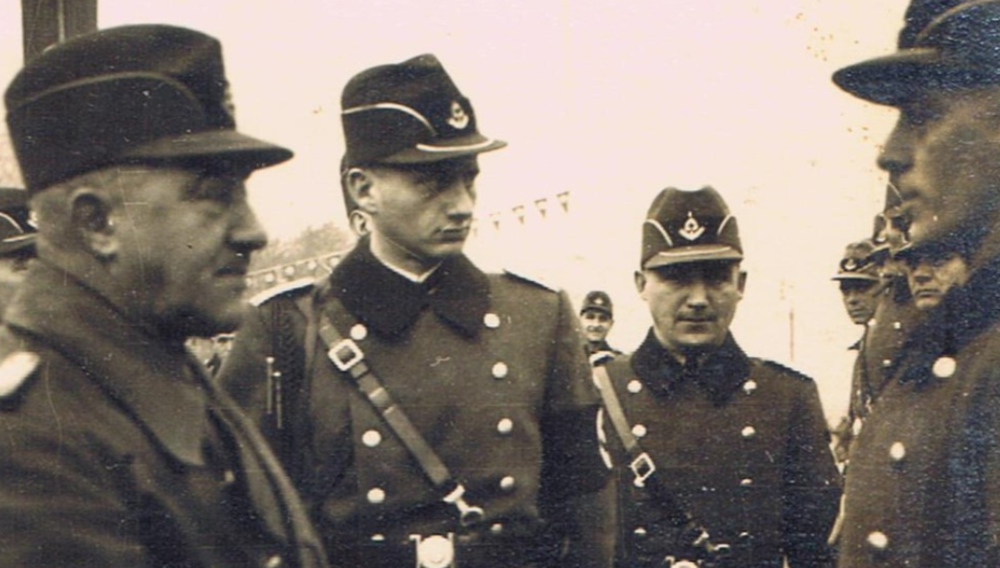 Hierl & Adjutant 1a.png